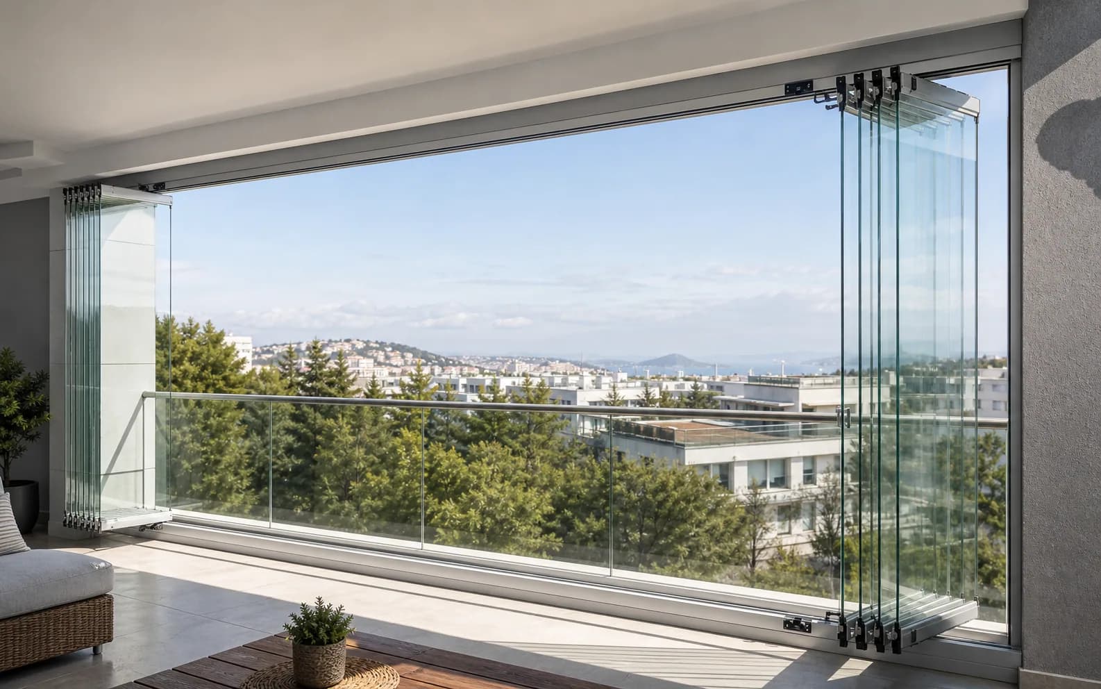 Katlanır Cam Balkon Sistemleri uygulama görseli